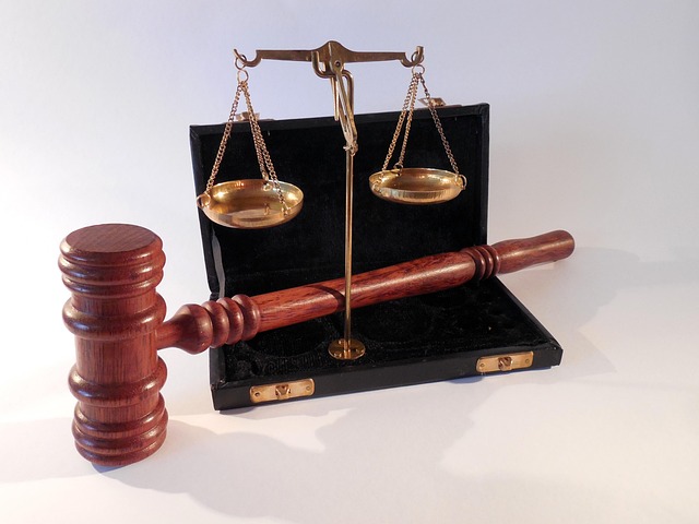 lawyer-attorney-law-judge-640x480-48637377.jpeg